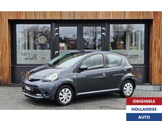 Toyota Aygo 1.0 VVT-i Aspiration Automaat Airco Led Aux F1