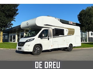 Capron A464 Carado 2.3 140pk | VEEL EXTRA OPTIES | NWE DISTRIBUTIE
