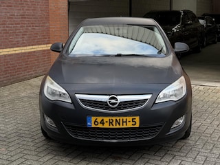 Opel Astra 1.4 Selection