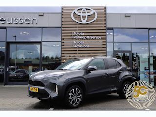 Toyota Yaris Cross 1.5 Hybrid 115 First Edition STOEL/STUUR/VOORRUITVERWARM. P-SENSOREN KEYLESS ANDROID/APPLE KEYLESS