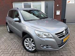 Volkswagen Tiguan 2.0 TSI Sport&Style 4Motion / AUT / PDC