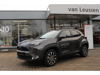 Toyota Yaris Cross 1.5 Hybrid 115 First Edition STOEL/STUUR&WISSERVERW. LM-VELGEN PARK.SENSOREN V+A LED DAB AD_CRUISE