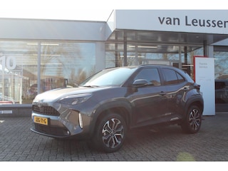 Toyota Yaris Cross 1.5 Hybrid 115 First Edition STUUR/STOEL&WISSERVERW. PARK.SENSOREN V+A APPLE/ANDROID CLIMA AD-CRUISE LM-VELGEN