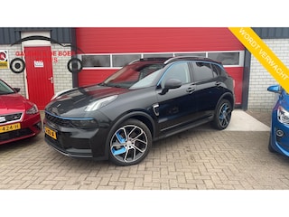 Lynk & Co 01 1.5 SOH 96% / PANORAMADAK / STOELVERW / CAMERA / NAVI / CLIMA / PDC / CARPLAY / FULL LED / KEYLESS / NL-AUTO