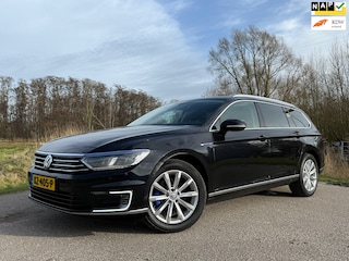 Volkswagen Passat Variant 1.4 TSI GTE Connected Series Automaat slechts 167.402 km! Navi Clima 17" Velgen PDC Cruise LED