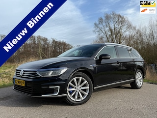 Volkswagen Passat Variant 1.4 TSI GTE Connected Series Automaat slechts 167.402 km! Navi Clima 17" Velgen PDC Cruise LED