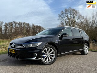 Volkswagen Passat Variant 1.4 TSI GTE Connected Series Automaat slechts 167.402 km! Navi Clima 17" Velgen PDC Cruise LED