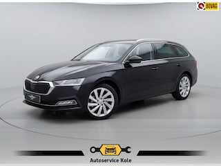 Skoda Octavia Combi 1.4 TSI iV PHEV * Panorama * Stoelventilatie * 2x Memory * Head-up Display *