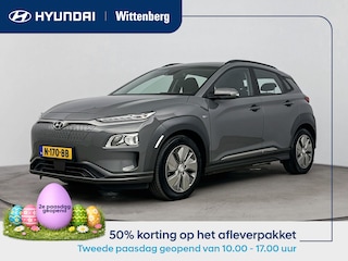 Hyundai Kona EV COMFORT SMART 39 kWh | NAVI | WARMTEPOMP | 3 FASEN | CLIMA | CRUISE | CAMERA | NAVI via APPLE CARPLAY & ANDROID AUTO |