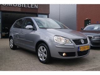 Volkswagen Polo 1.4 55KW AUT goal 5 drs p.d.c.