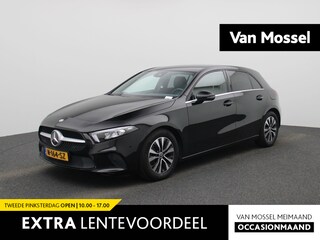 Mercedes-Benz A-klasse 180 Business Solution | Navigatie | LED Koplampen | Stoelverwarming | Camera | Half Leder | Privacy Glass | Lichtmetalen Velgen |