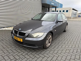 BMW 318i