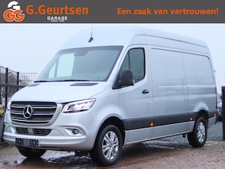 Mercedes-Benz Sprinter 317CDI 170PK, 9G-Tronic, L2H2, 3500KG Trekhaak, 360 Camera, Distronic, Geveerde stoel, 2 Jaar Mercedes Garantie, Mooie en nette bus!