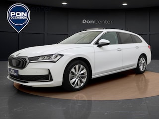 Skoda Superb Combi 1.5 TSI First Edition | Pano dak | Trekhaak | Camera | Elekt Achterklep | Navigatie | ACC |