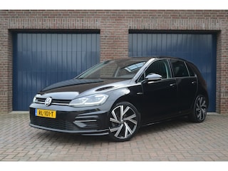 Volkswagen Golf 1.5 TSI DSG Highline Business R-Line | Virtual Cockpit | Massage | Carplay/Android Auto | Adaptive Cruise