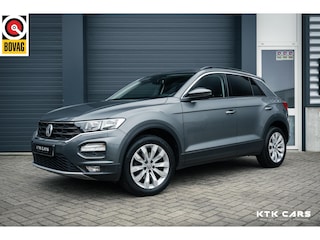 Volkswagen T-Roc 1.5 TSI Trekhaak|Acc|LineAssist|Carplay|Navi