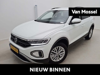 Volkswagen T-Roc 1.0 TSI Life 110 PK| Origineel Nederlands | 1e Eigenaar | Navigatie | Digitale Cockpit Pro | Parkeersensoren Voor & Achter | Achteruitrijcamera | Privacy Glas