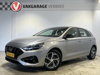 Hyundai i30 1.0 T-GDi MHEV Comfort Smart | Navigatie/Android/Apple Carplay | LM Velgen 16" | Cruise Control | Achteruitrijcamera | Airco |