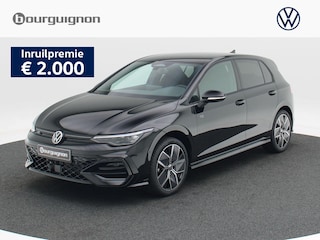 Volkswagen Golf R-Line Edition 1.5 eTSI 116 PK | Trekhaak | 360 Camera | LED Matrix | Navi | Stoel- & Stuurverwarming |