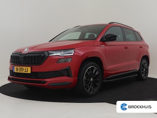 Skoda Karoq 1.5 TSI ACT Sportline Business 150 Pk DSG/AUTO | Trekhaak | Achteruitrijcamera | Navigatie |  Apple carplay Android auto | Cruise control | Keyless | 18"LMV
