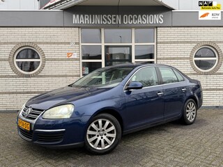 Volkswagen Jetta 2.0 FSI Comfortline|Pano,Leder,Trekh|