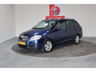 Skoda Fabia Combi 1.6-16V Sprint, Automaat, Volledig onderhouden, Achteruitrijcamera, Cruise, Clima, Trekhaak, Blue tooth, Navi, Lichtmetaal, Isofix, 3mnd garantie