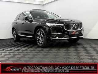Volvo XC60 2.0 T6 Plug-in hybrid AWD Core Bright Panoramadak, Camera, Navi, Elektrische achterklep, Stoel/stuurverwarming, Verstelbare stoelen, Virtual desk, Elektrische trekhaak