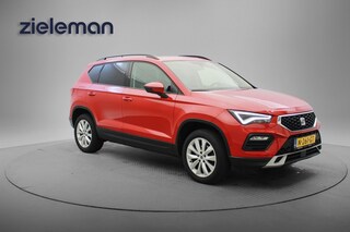 Seat Ateca 1.0 TSI Style Business Intense - Carplay, Panorama, Leer, Navi, Cruise, Beats, Stoelverw.