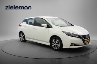 Nissan Leaf Acenta 40 kWh - Carplay, Navi, Cruise, Camera, Clima, Stoelverw.