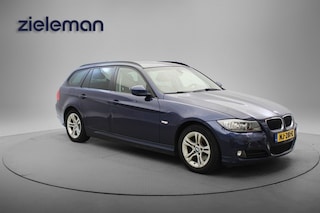 BMW 3-serie Touring 318d Corporate Luxury Line - Navi, Cruise, Clima, Leer, PDC