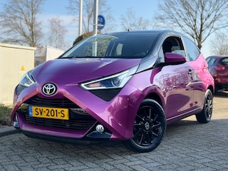 Toyota Aygo 1.0 VVT-i x-cite airco navigatie 5drs