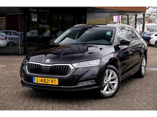 Skoda Octavia Combi 1.0 TSI Business Edition Plus|Rijklaar!|Stoelverwarming|Carplay|Keyless|LED|Sfeerverlichting