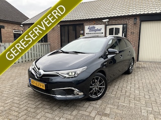 Toyota Auris Touring Sports 1.8 Hybrid Lease Exclusive Xenon Leer