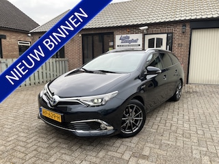 Toyota Auris Touring Sports 1.8 Hybrid Lease Exclusive Xenon Leer