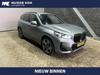BMW X1 xDrive23i | M-Sport | Vol-Leder | Camera | 19 Inch | Getint Glas | BLIS