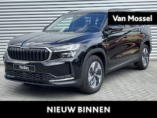 Skoda Kodiaq 1.5 TSI MHEV Business Edition 150 PK | Automaat | Matrix LED Koplampen | Navigatie | Lounge interieur | Light & View pakket | Keyless Entry | Achteruitrijcamera | Climate Control | Adaptive Cruise Control | Parkeersensoren | Elektrische achterklep | Privacy Glass | Stoelverwarming | Lichtmetalen velgen | €6.635,- Actiekorting! | PRIJS = NETTO RIJKLAAR! | Direct leverbaar! |