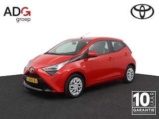 Toyota Aygo 1.0 VVT-i x-play | Airco | Parkeercamera | Apple carplay - Android auto |