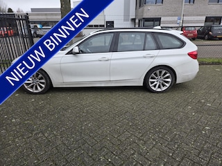 BMW 3-serie Touring 320d M Sport automaat let op motor schade !!!