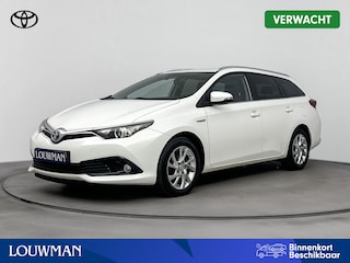 Toyota Auris Touring Sports 1.8 Hybrid Aspiration | Stoelverwarming | Cruise Control | Parkeercamera |
