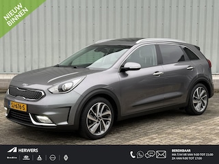 Kia Niro 1.6 GDi Edition / NL Auto / Herwers Onderhouden / Schuif/Kanteldak / Trekhaak 1300 KG / Half Lederen Bekleding / Navigatie / Apple CarPlay/Android Auto / Stoel- en Stuurverwarming / Camera / Climate Control / Cruise Control / Winterset /