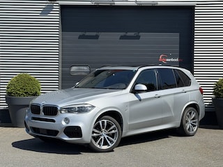 BMW X5 xDrive30d High Executive M-Sport | Panoramadak | Head-Up Display | Camera | Dodehoek Detectie | Elektrische Trekhaak |