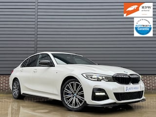 BMW 330e M Sport 292 pk High Executive Panoramadak, HUD, Keyless