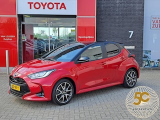 Toyota Yaris 1.5 Hybrid Executive HEAD-UP DIS STOELVERWARMING BI-TONE PDC V+A ELEK SPIEGELS