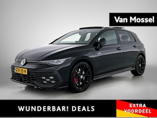 Volkswagen Golf 1.5 eHybrid GTE | 272 PK | Automaat | Panoramadak | Navigatie | Apple Carplay / Android Auto | Trekhaak Inklapbaar | Digital Cockpit | Advanced Keyless | Heads-up Display | Stoel- Stuurverwarming | Lichtmetalen Velgen |