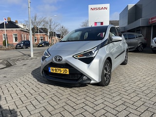 Toyota Aygo 1.0 VVT-i x-play AUTOMAAT