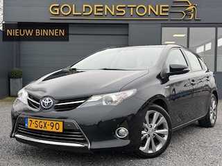 Toyota Auris 1.8 Hybrid Executive 1e Eigenaar,Navi,Camera,Trekhaak,Halfleder,Stoelverw,Elekt.Stoel,Clima,Cruise,Lm velgen,N.A.P,Apk tot 10-2026