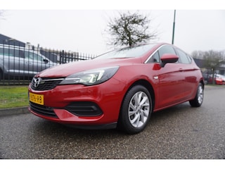 Opel Astra 1.2 Turbo 110pk Business Elegance Parkeer Camera Navigatie