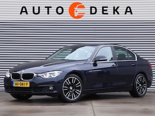 BMW 318i Executive Automaat *Navigatie*Parkeersens.*