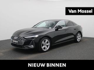 Audi A5 Advanced TFSI S tronic l Adaptive cruise control l Navigatie l Climate control l Stoelverwarming l Achteruitrijcamera l Parkeersensoren l Apple Carplay / Android Auto l Privacy glas l Audi soundsystem l Lichtmetalen wielen