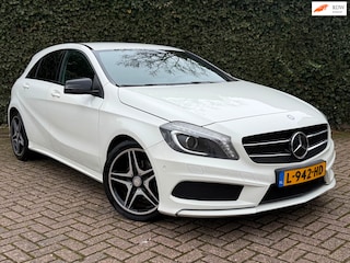 Mercedes-Benz A-klasse 180 Amg Pakket | Xenon | Pdc | Stoelverwarming